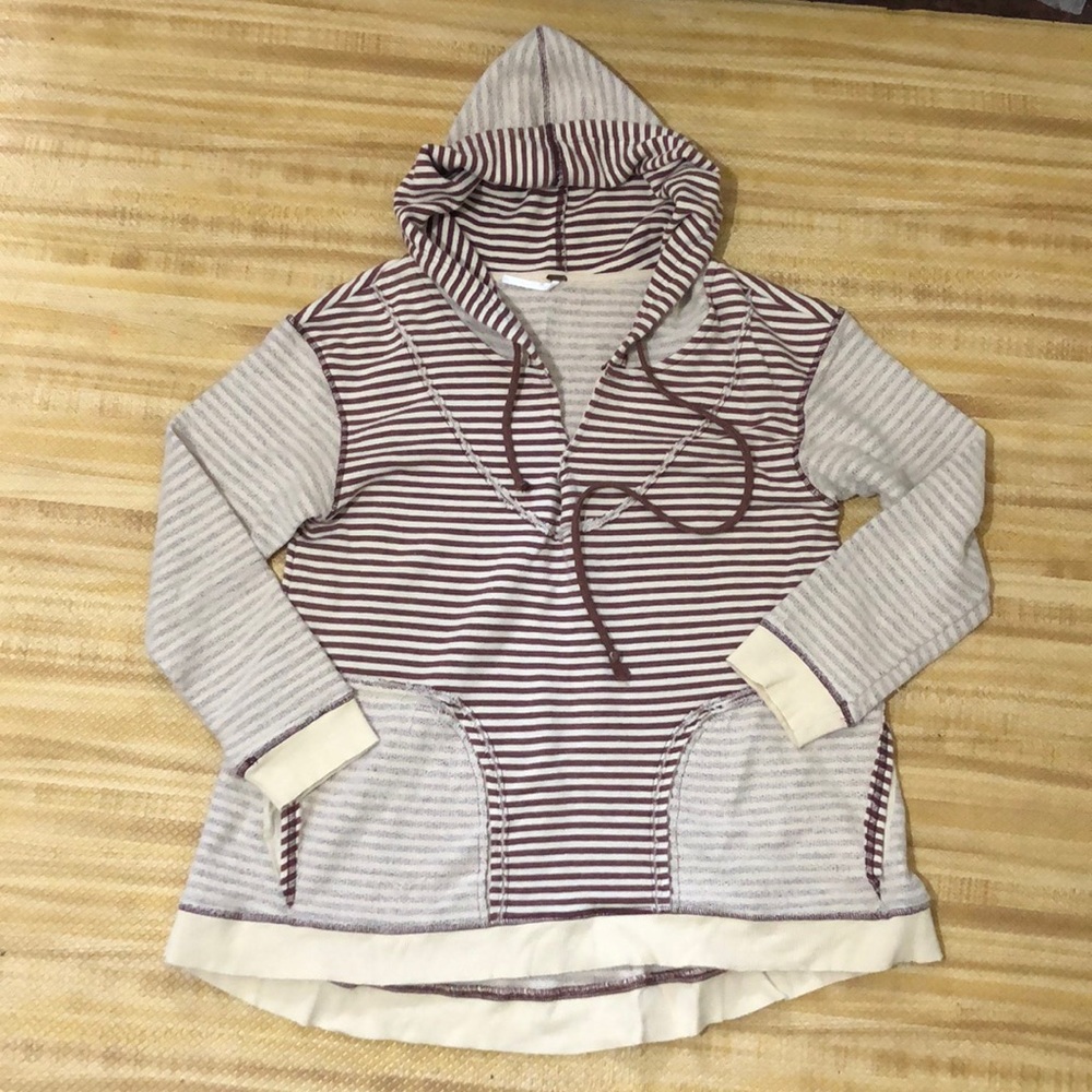 🆕❣️Free People hoodie top❣️
